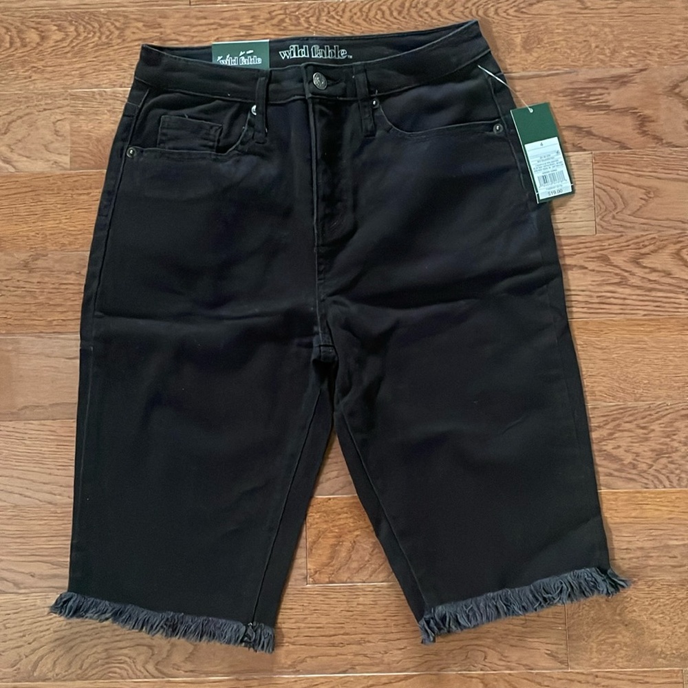 NWT WILD FABLE BLACK JEAN HIGH RISE BERMUDA SHORTS